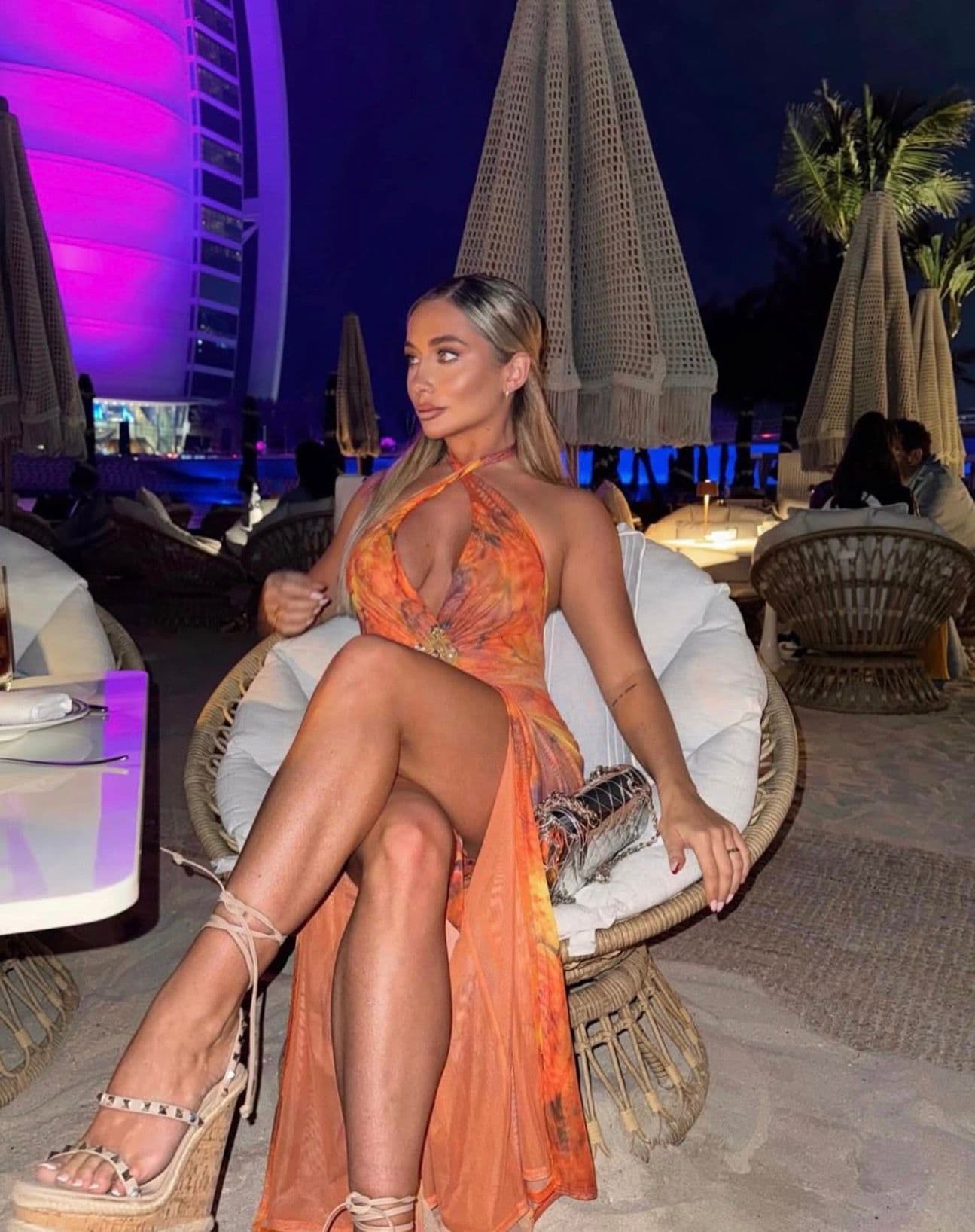 Happy customer moment